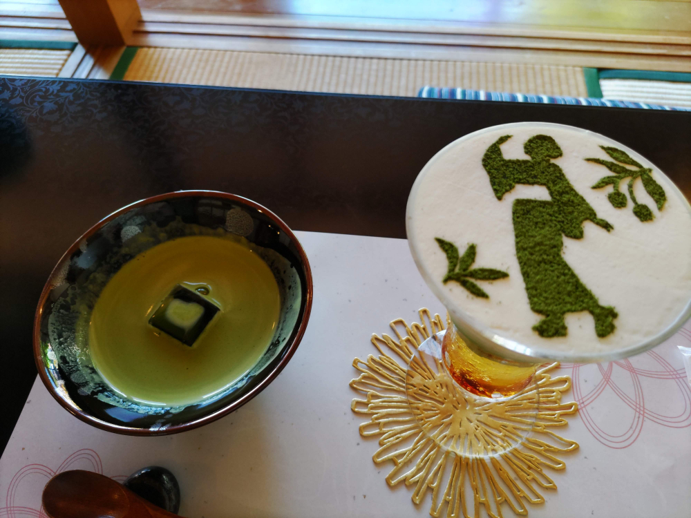 抹茶とパフェ